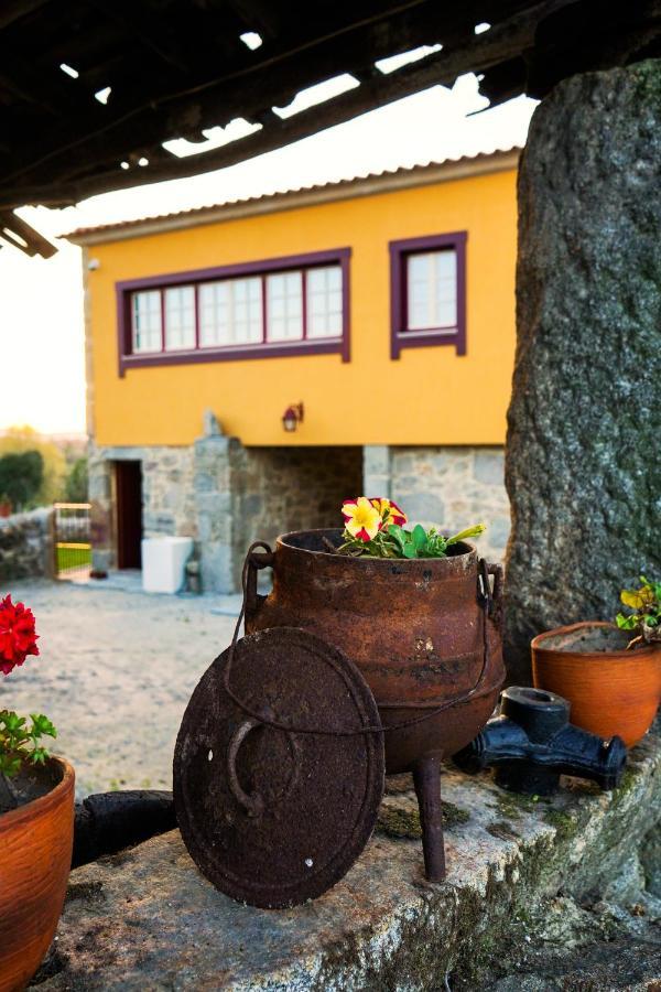 Casa Do Ribeiro Guest House Lago  Exterior photo