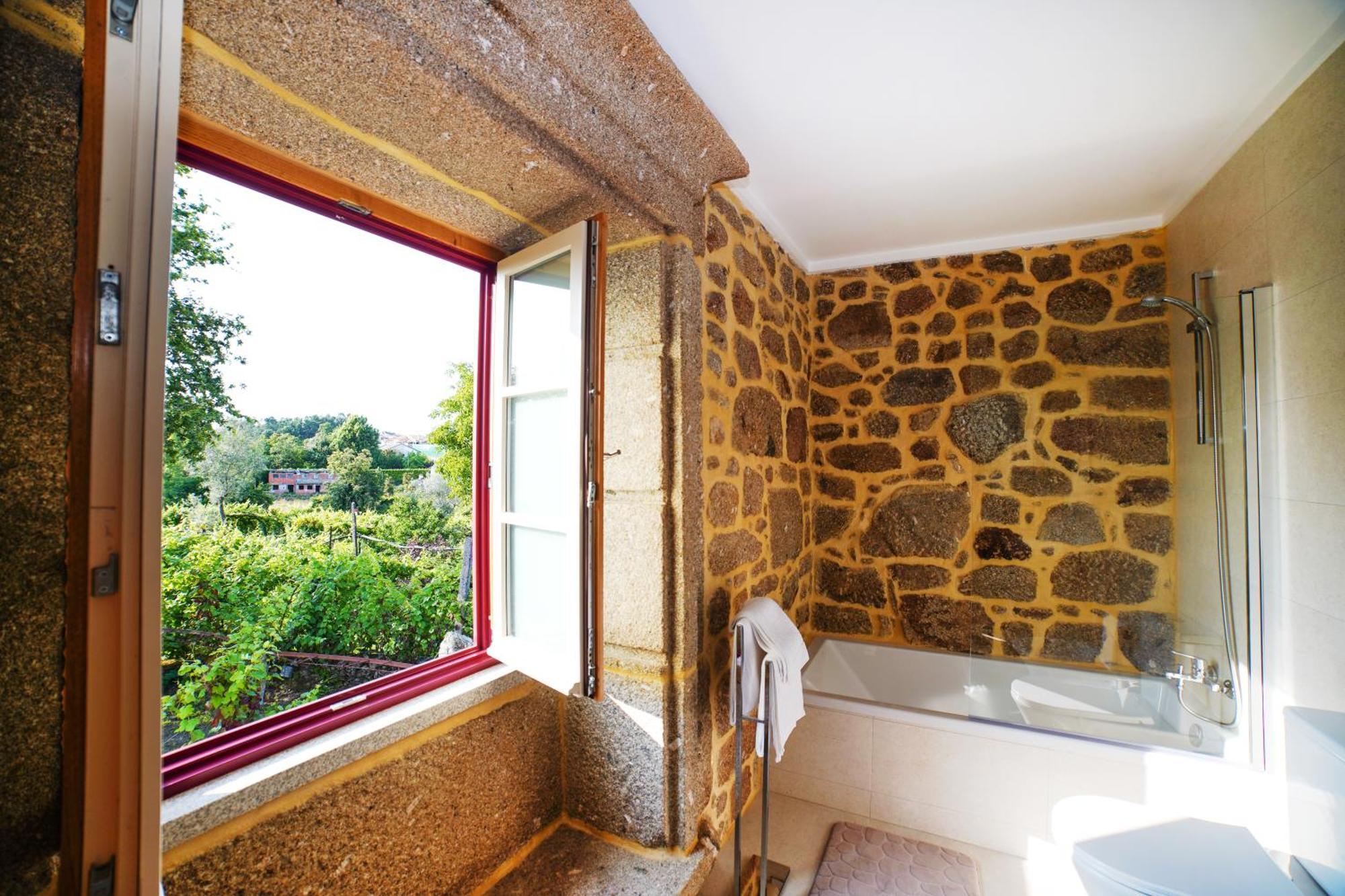 Casa Do Ribeiro Guest House Lago  Exterior photo